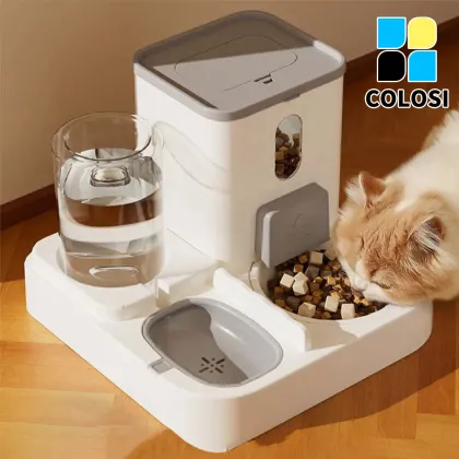 Automatic feeder for pet supplies