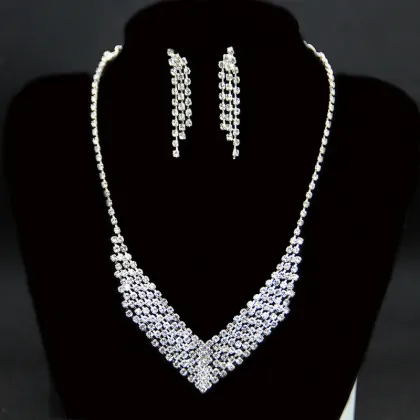Wholesale Korean Rhinestone Bridal Necklace and Earring Set for Indian Brides