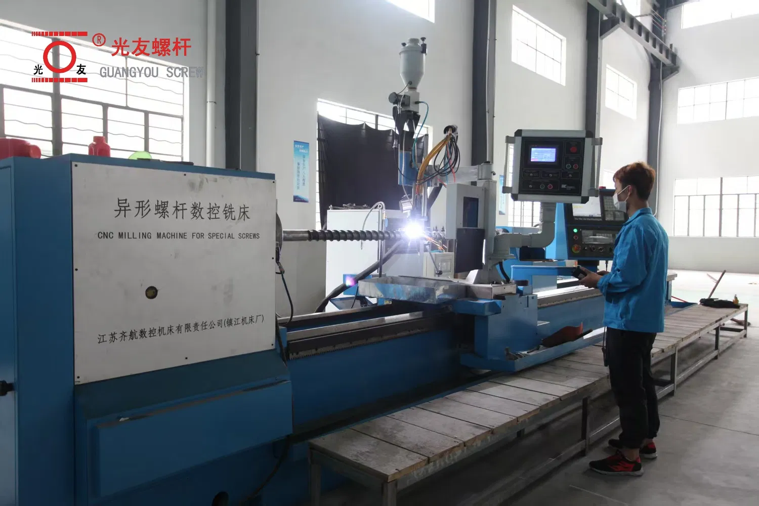 Parallel twin screw at bariles extruder para sa Krauss machine