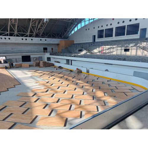 Portable wooden floor for indoor sports