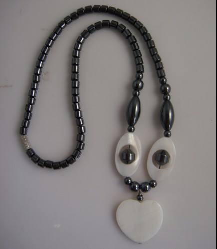 Collier de coquille de perle d&#39;hématite