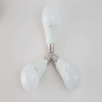 หลอดไฟ LED 9W 3500K Wifi 2C CCT