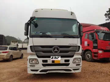 Good Condition Used Mercedes Benz Truck 440HP Actros Truck 6X2 Tractor Truck in Low Price