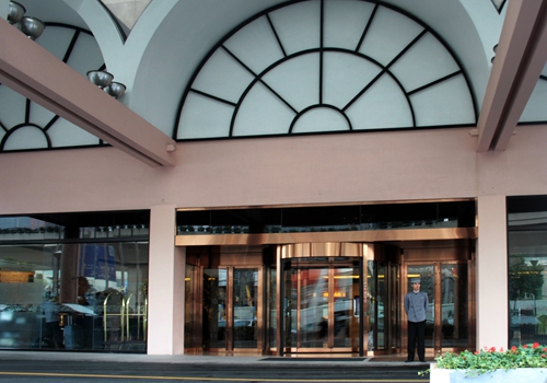 Two-wing Revolving Doors for Restaurant Use