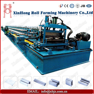Auto-adjusted layer plate machine