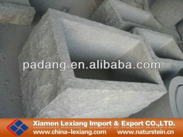 G603 natural split stone trough