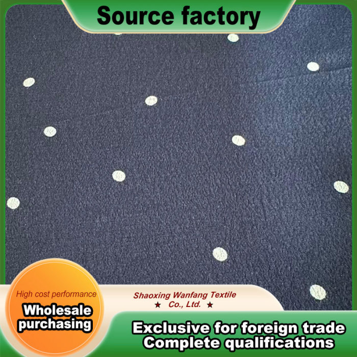 Beyaz noktalı Siyah Lacivert taban