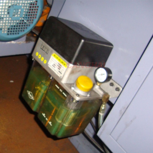 semi automatic flat paperboard die cut machine