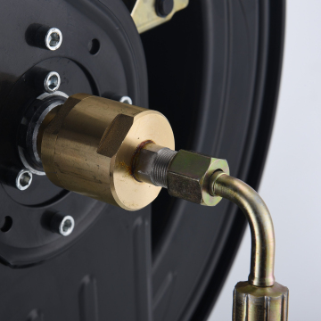 Black Rubber 1/4 Pipe Steel Hose Reel for Grease/Oil - Automatic High Pressure