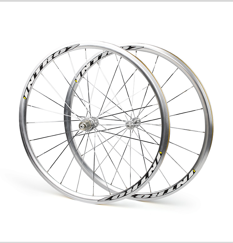 lightweight road bike wheelset