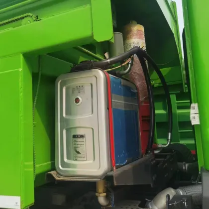 SHENG HE Yu Chai Diesel Truck Tippers Construction Truck 8X4 Dump Truck