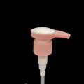Pompe de distributeur de lotion en plastique de couleur rose 24/410 28/410