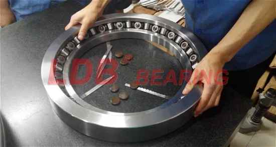 High Precision Cross Roller Bearing for Machine Tools Xr836050/P4