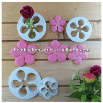 2014 NEW DESIGNS 4 pcs plastic Rose Shape Fondant Plunger Cutter