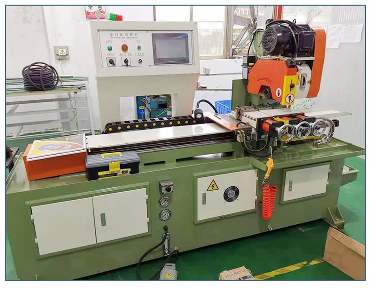 Hydraulic Pipe Cutting Machine