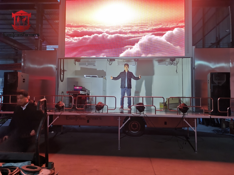 Led Advertising Roadshow Truck92647 1