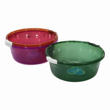 Plastic basin in square shape, ideal for kitchen use, quality can be guaranteed