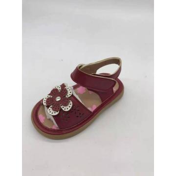 Nowy design Pu Girl Sandal Flower But