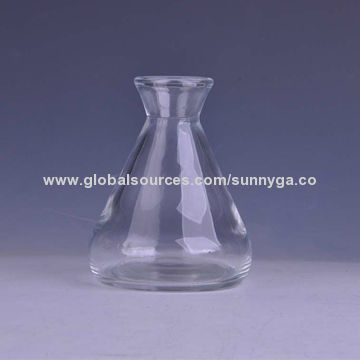 New Arrive Glass Perfume Bottle with 100mL Capacity