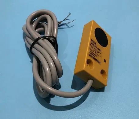 ID2-F8-DN1 Proximity Sensor for Hyundai Elevator Door Operator