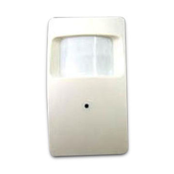 Hidden Smoke Detector Camera with 420TVL Horizontal Resolution and Internal Synchronization System
