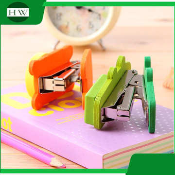 wooden mini portable office stationery funny cartoon animal shaped manual paper stitcher stapling machine stapler