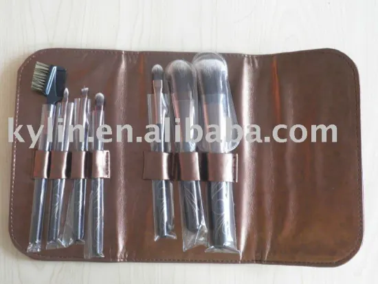 cosmetic brush set