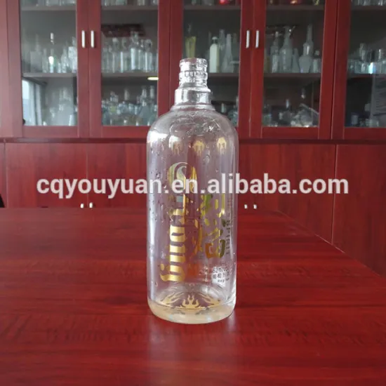 Transparent 750ML Flint Wine Bottle With Screw Cap Spirits Bottle Super Flint Glass