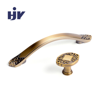 Antique brass cabinet handle 96mm
