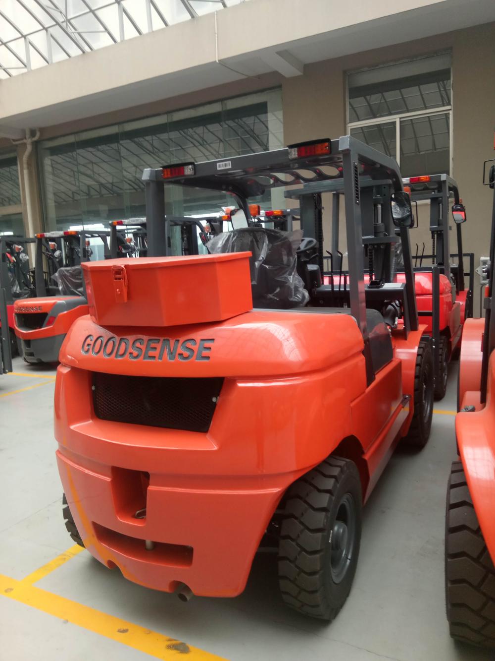 GOODSENSE Forklift Truck