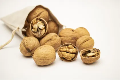 Natural Taste walnut Xin 2 Food