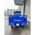 triciclo de vehículo de tres ruedas con cabina del conductor
