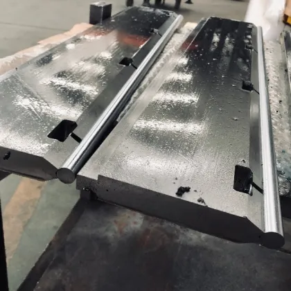 Fabmax Brand Radius Punch Press Brake Tooling: Punch, Die, and Upper Tooling