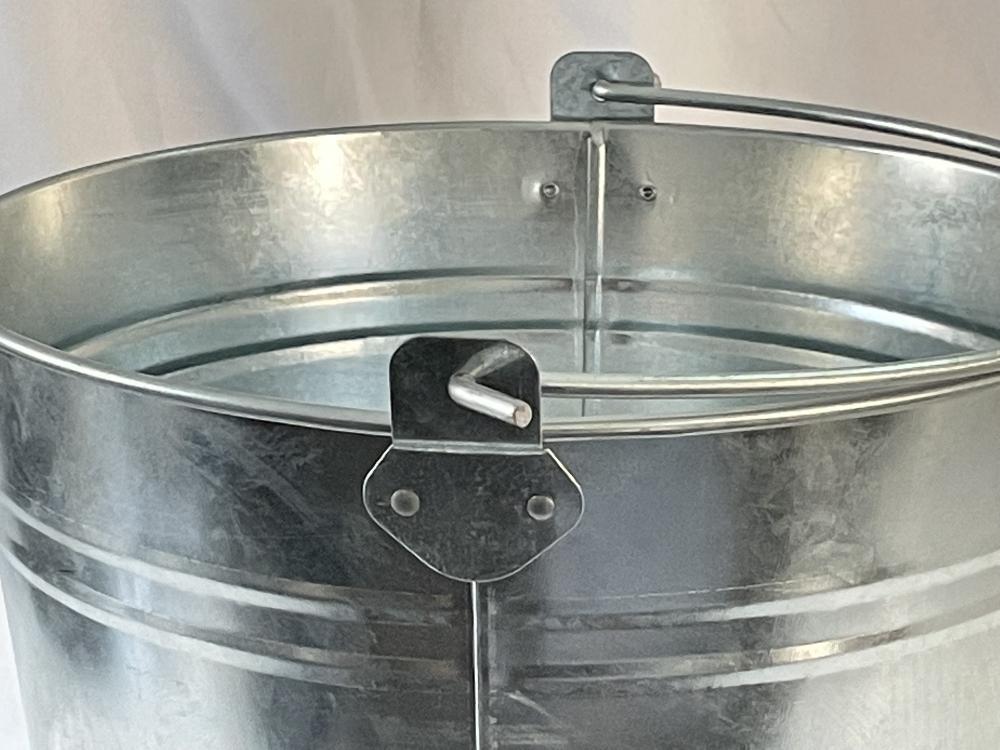 14lt Galvanized Metal Bucket