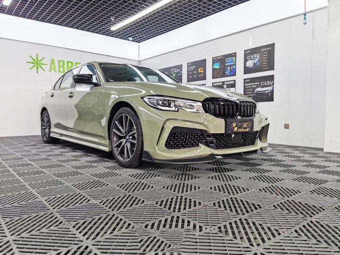 Alta calidad 5 pies x 60 pies Combate Gloss Combat Green Vinyl Wrap Pet Liner Dimensional Estable 1