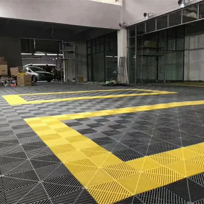 Modular Garage Floor Mats for Car Wash Detailing