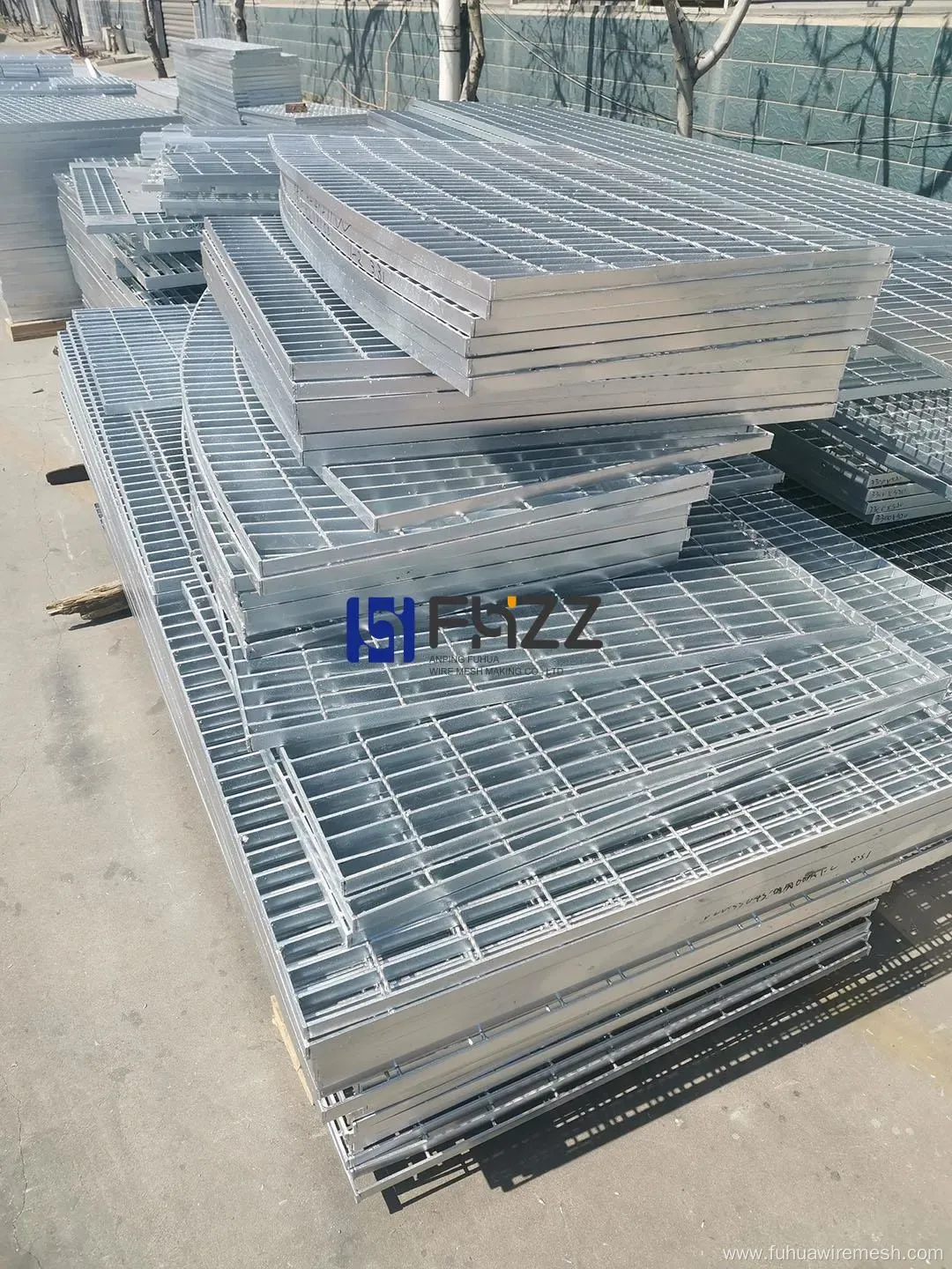 Hot Dipped Galvanized Steel Gratings for Construction