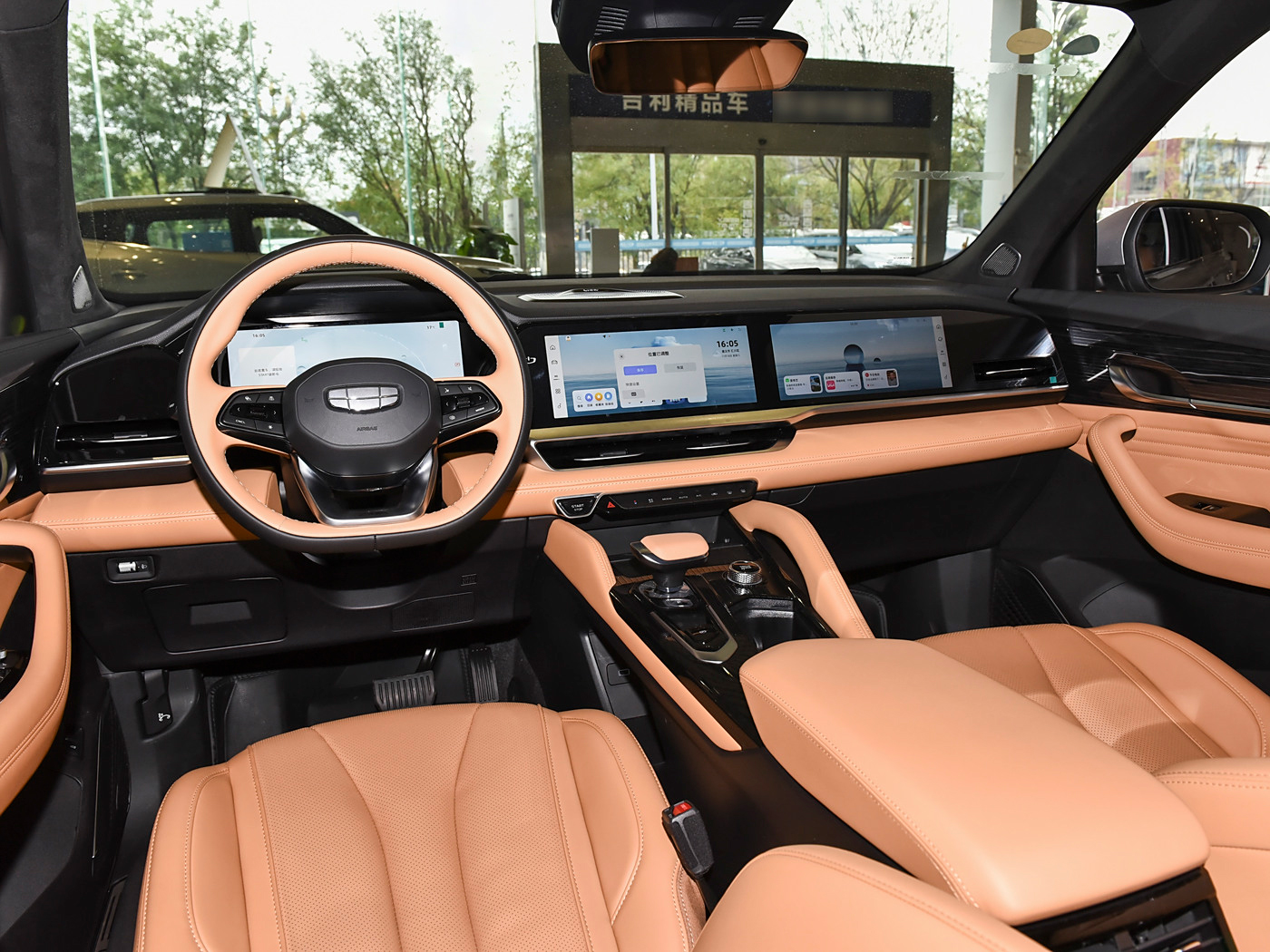 GEELY Monjaro interior