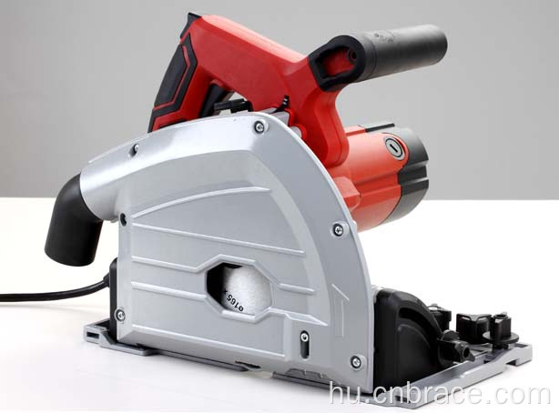 1400W 165 mm -es merülő pályafűrész vezető sínvel