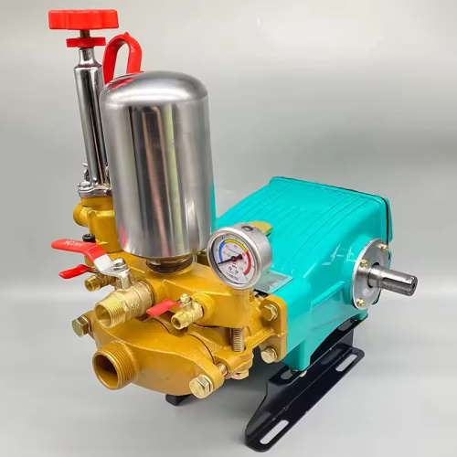 Système de pompe à piston agricole à trois cylindres
