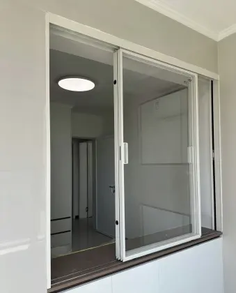 High Performance Sliding Window Design