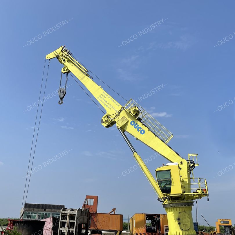 Customized marine crane 1.5T36.6M deck crane Strong and durable