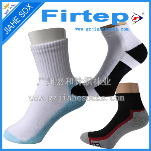 Quit dry sport socks, China socks factory