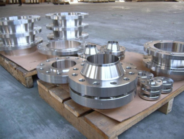 Various types of flanges