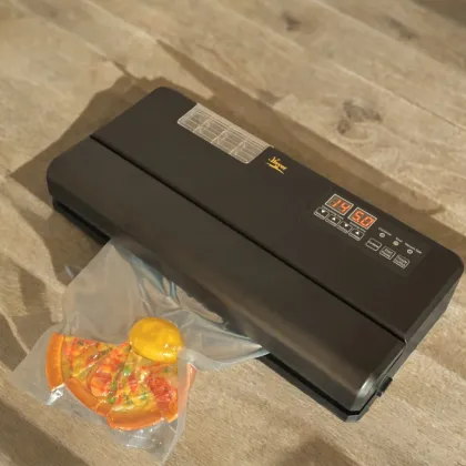 Vacuum Skin Packing Machine and FoodSaver Bags for Vacuum Sealing