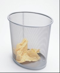 cubo de basura de malla