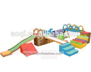 2015 AOQI products high quality hot sale pretty wooden kindergarten AQ8126