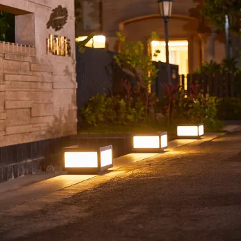 Outdoor Waterproof Solar LED Security Pillar Lights for Factory Direct Sale