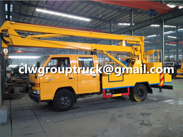 Aerial lift truck