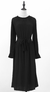 Women's Black Long-sleeve Dresses